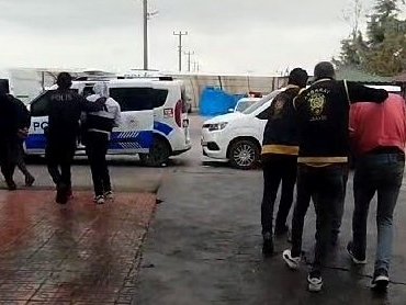 Hırsızlar bayram ziyaretini fırsat bildi