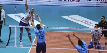 Halkbank, Efeler Ligi’nde şampiyon oldu!