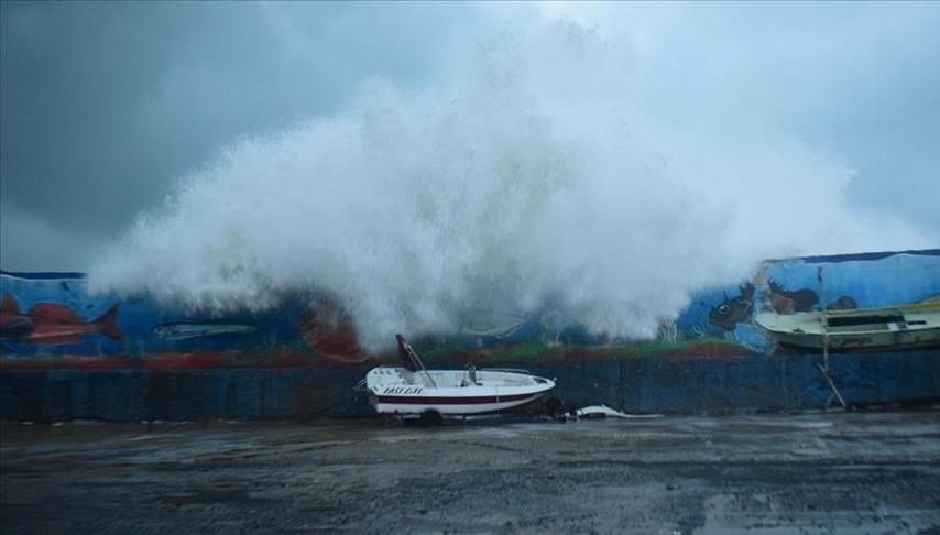 Meteoroloji’den Doğu Karadeniz’in doğusu için fırtına uyarısı