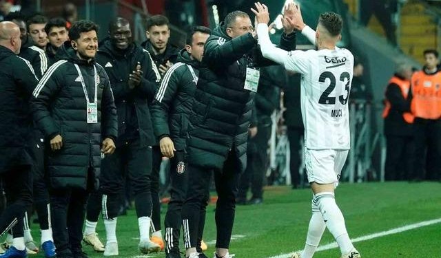 Beşiktaş haftalar sonra kazanmayı hatırladı! Fernando Santos
