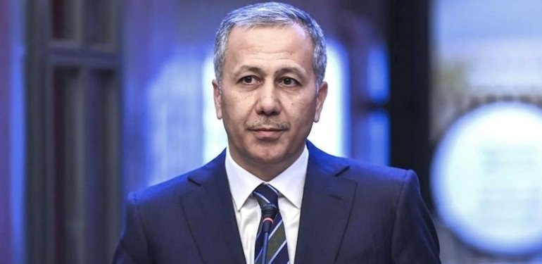 Bakan Yerlikaya: DEM Partililerin Sur’da hakaret içeren sözleriyle ilgili müfettiş görevlendirildi