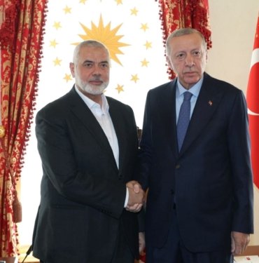Dolmabahçe’de Erdoğan-Haniye görüşmesi