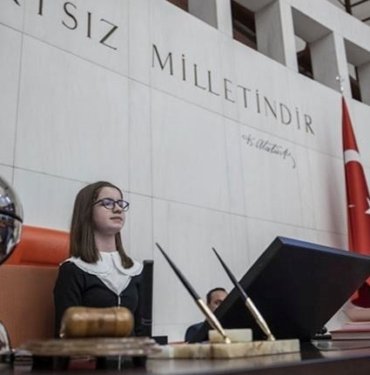 Meclis’i çocuklar yönetecek