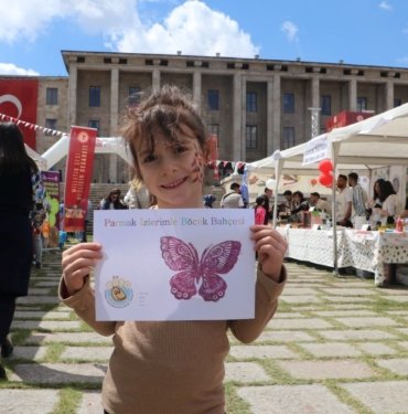 TBMM bahçesinde 23 Nisan etkinlikleri