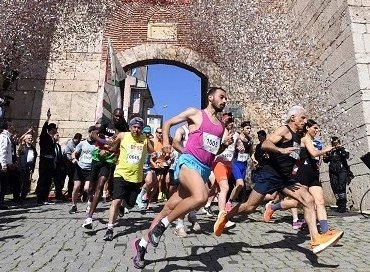 16. Uluslararası Tarihi Kent Koşusu Bursa’da yapıldı