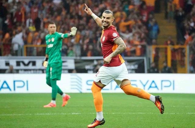 Galatasaray yoluna gümbür gümbür devam ediyor! Pendikspor engelini 4-1