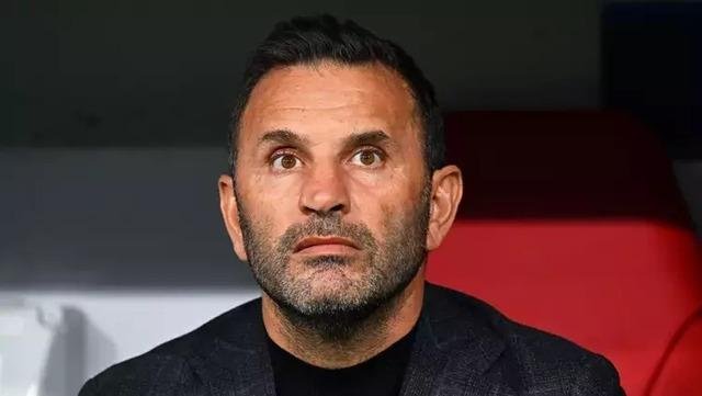 Galatasaray taraftarı çok kızgın! Sürpriz talip: “Okan Buruk