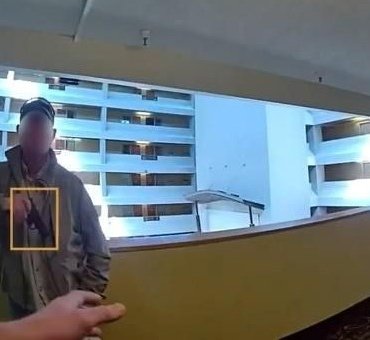 ABD’de polis, silah çeken pedofili şüphelisini vurdu