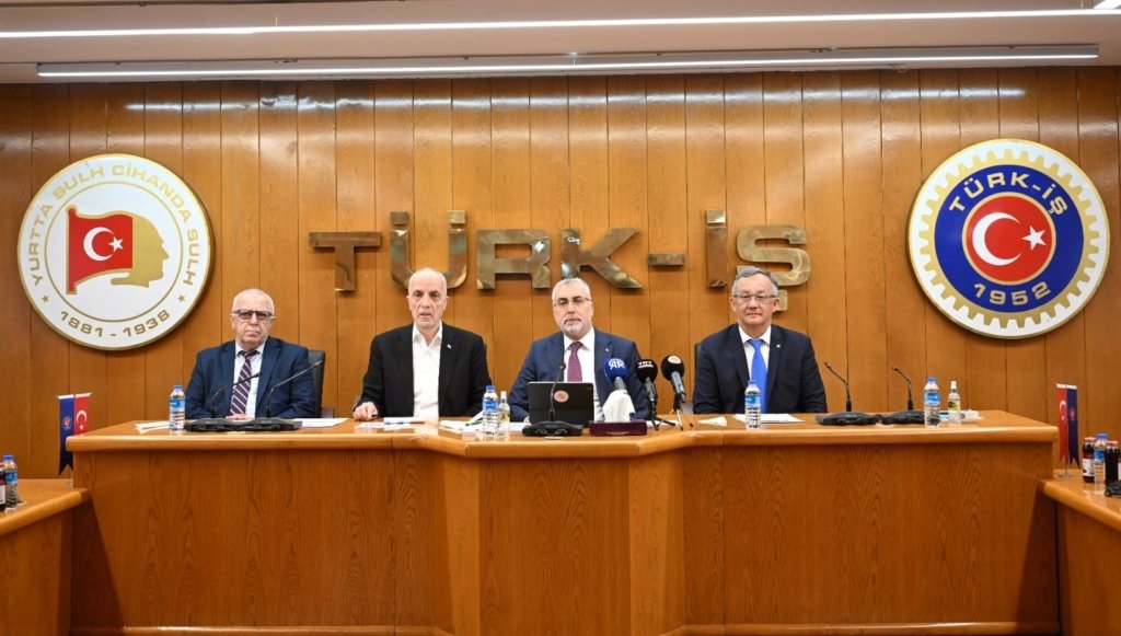 TÜRK-İŞ’ten asgari ücret açıklaması