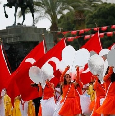 23 Nisan Ulusal Egemenlik ve Çocuk Bayramı mesajları ve kutlama sözleri: “Bugünün küçükleri, yarının büyükleridir”