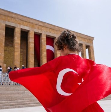Esaretten özgürlüğe: Tüm yurtta 23 Nisan coşkusu