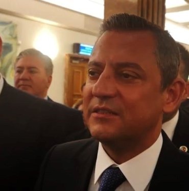 SON DAKİKA: Özgür Özel: Cumhurbaşkanı Erdoğan’la haftaya görüşmeyi planlıyoruz