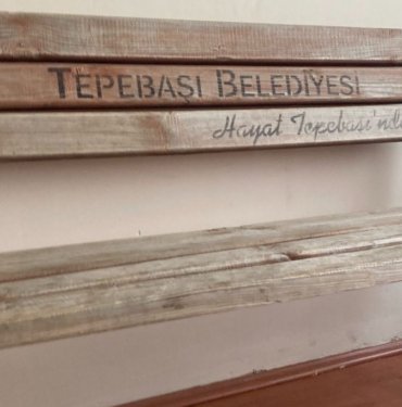 Eski sevgilisiyle anısı olan bankı evine götürdü, belediye çağrı yaptı