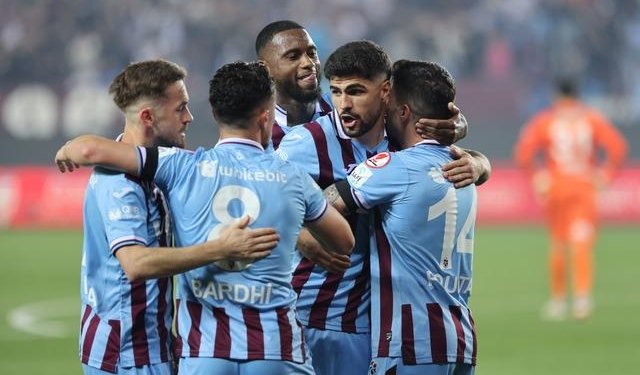 Trabzonspor 10 kişi tamamladığı maçı 3-2 kazandı! Bordo-mavililer Türkiye Kupası yarı finalinde avantajı cebine koydu
