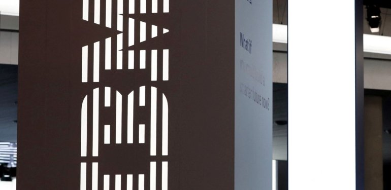 IBM ilk çeyrekte gelirini artırdı