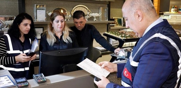 Ticaret Bakanlığı ekipleri 5 ilde kafe ve restoranları denetledi