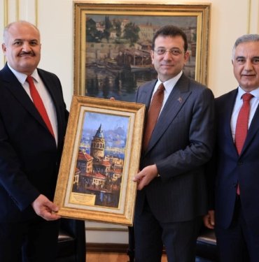 İstanbul Taksiciler Esnaf Odası Başkanı Aksu’dan Ekrem İmamoğlu’na “hayırlı olsun” ziyareti