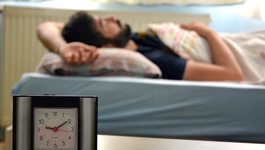 Uyku apnesi nedir, neden olur? Uyku apnesi belirtileri