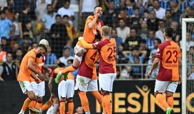 Galatasaray, Süper Lig tarihinin rekorunu kırdı!