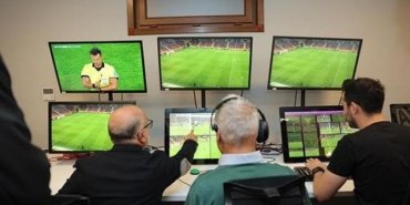 Fenerbahçe-Beşiktaş derbisinde görev yapacak yabancı VAR hakemi belli oldu!