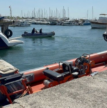 İstanbul’da deniz taksi ile kano çarpıştı: 2 kişi yaralandı
