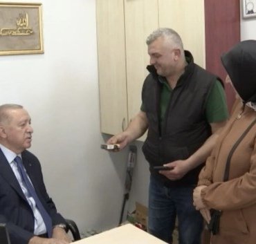 Cumhurbaşkanı Erdoğan vatandaşa sigarayı böyle bıraktırdı
