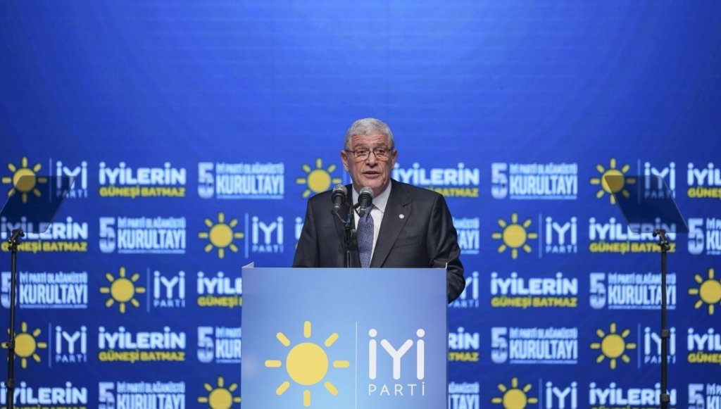 İYİ Parti’de kurultay heyecanı | Yeni Genel Başkan Müsavat Dervişoğlu oldu