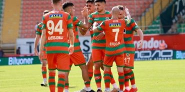 Alanyaspor, İstanbulspor