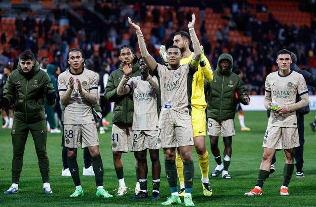 Paris Saint-Germain üst üste 3. kez şampiyon