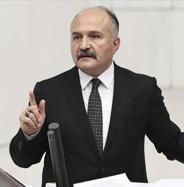 İYİ Parti Grup Başkanvekili Erhan Usta, görevinden istifa etti