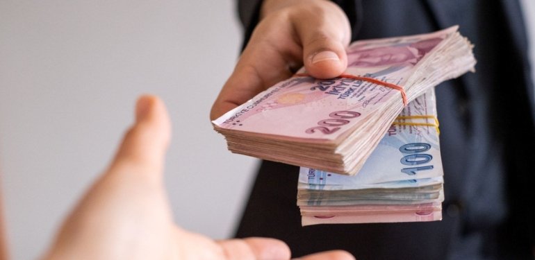 Taşıt kredileri el yakıyor | 200 bin TL taşıt kredisinin aylık taksiti kaç lira? (2024 taşıt kredisi hesaplama ekranı)