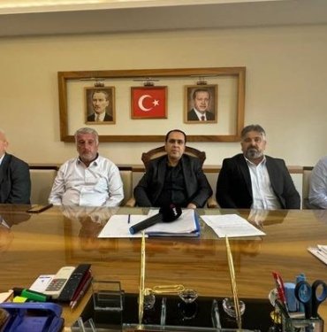 Birecik Belediye Başkanı Begit ve meclis üyeleri DEM Partisi