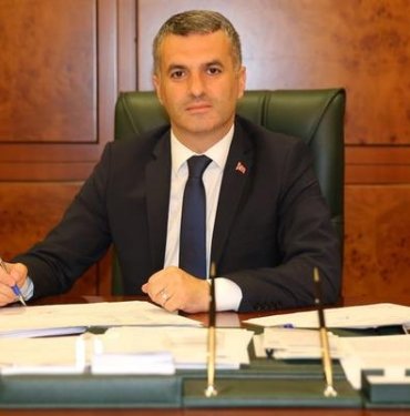 İYİ Parti’li Yomra Belediye Başkanı Bıyık, partisinden istifa etti