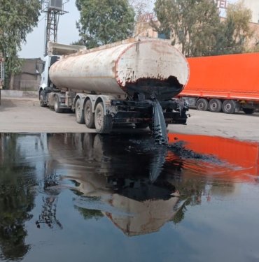 26 ton petrol yola döküldü