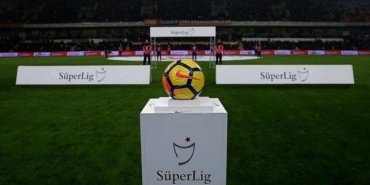 Yapay zeka önümüzdeki 20 yılın Süper Lig şampiyonlarını açıkladı! Zirvede eşitlik var