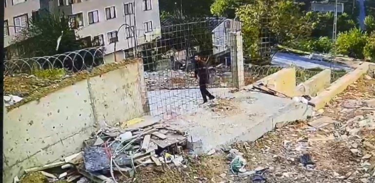 Yengesini yeğenlerinin gözü önünde boğarak öldürdü