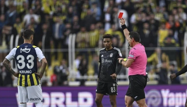 TFF açıkladı! İşte Fenerbahçe-Beşiktaş derbisindeki kırmızı kartın VAR kayıtları! “Bileğe bak”