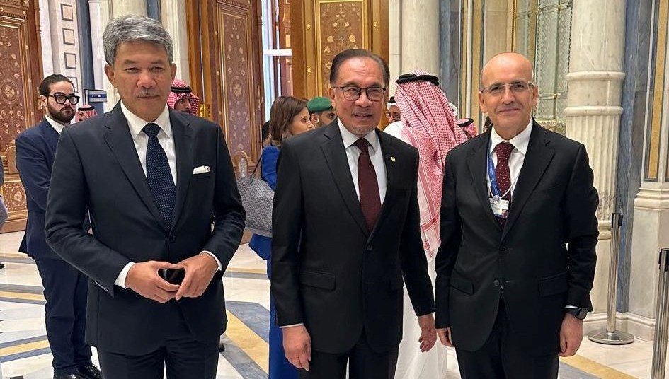 Bakan Şimşek’ten yoğun ekonomi diplomasisi