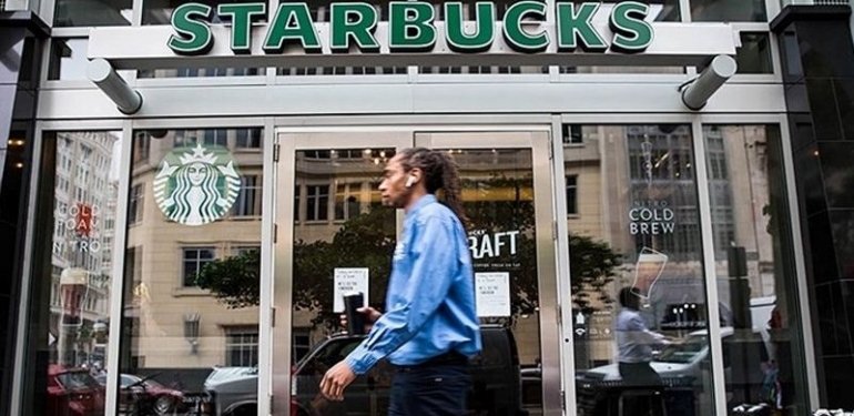 Starbucks’ın gelirinde düşüş