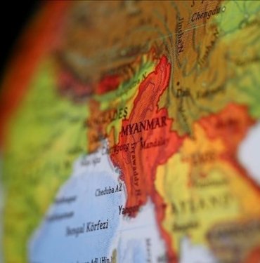 Myanmar’da askerlik çağındaki erkeklerin çalışmak için yurt dışına çıkışı yasaklandı