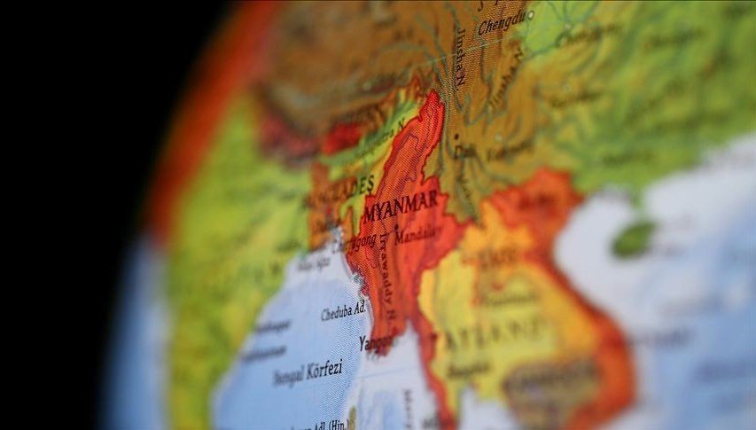 Myanmar’da askerlik çağındaki erkeklerin çalışmak için yurt dışına çıkışı yasaklandı