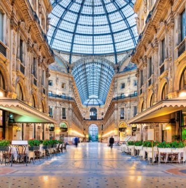 Milano’da gece hayatına düzenleme: Turistik noktalarda içecek satışı yasaklandı
