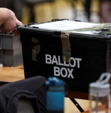 İngiltere’de yerel seçimlerde oy verme işlemi tamamlandı