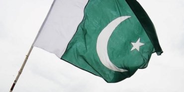 Pakistan’da otobüs vadiye uçtu: 20 ölü