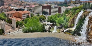 Keçirören’de yabancı dilde tabela için yasak kararı