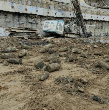 Okul inşaatında 30 tane havan topu bulundu