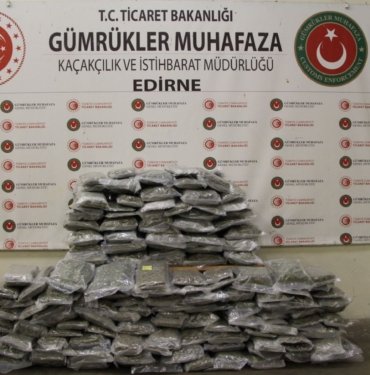 Gümrüklerde nisanda 445 kilogram uyuşturucu ele geçirildi