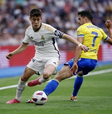 Arda Güler neler yaptı neler! Santiago Bernabeu tribünleri şaştı kaldı, taraftarlar yıldız ismi ayakta alkışladı