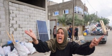 İşgal tehdidi sürüyor: İsrail Refah’a hava saldırısı düzenledi