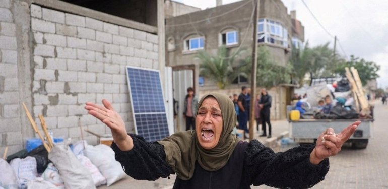 İşgal tehdidi sürüyor: İsrail Refah’a hava saldırısı düzenledi